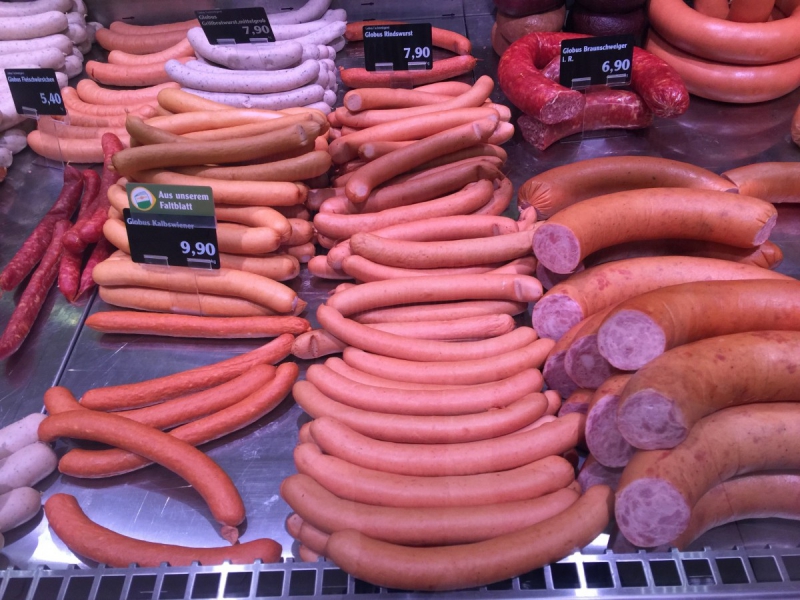 boucherie-GORBIO-min_sausages_meat_butchery-1069321